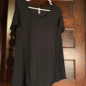 LuLaRoe Black Classic T